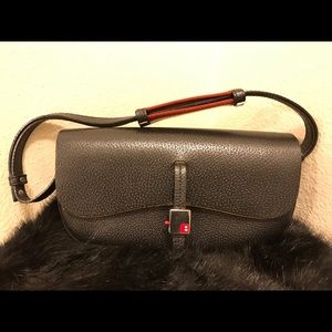 Bally shoulder bag in good condition.